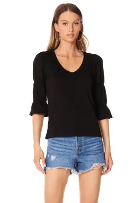 3/4 SLEEVE V-NECK TOP