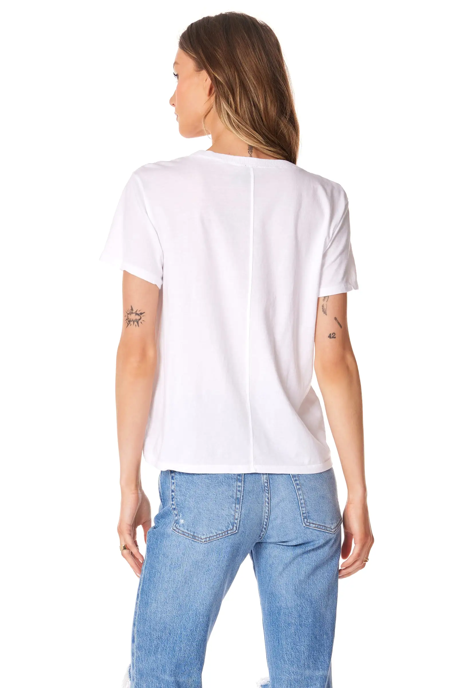 DEEP V-NECK SHORT SLEEVE TEE