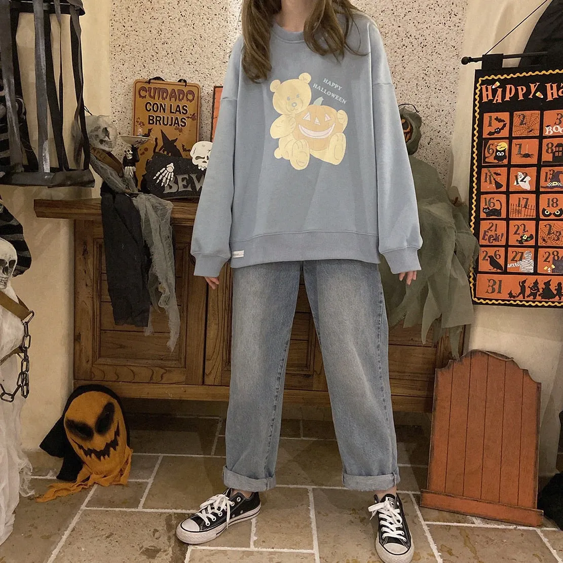 “HAPPY HALLOWEEN” SWEATSHIRT BY21255